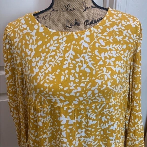 Time and Tru Floral Ruffled Empire Waist Peasant Long Sleeved Mustard Top Size M - Picture 4 of 7
